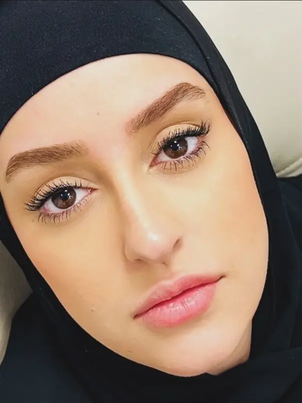 Design perfeito de sobrancelhas com microblading no Tatuapé — Bella Beauty Club